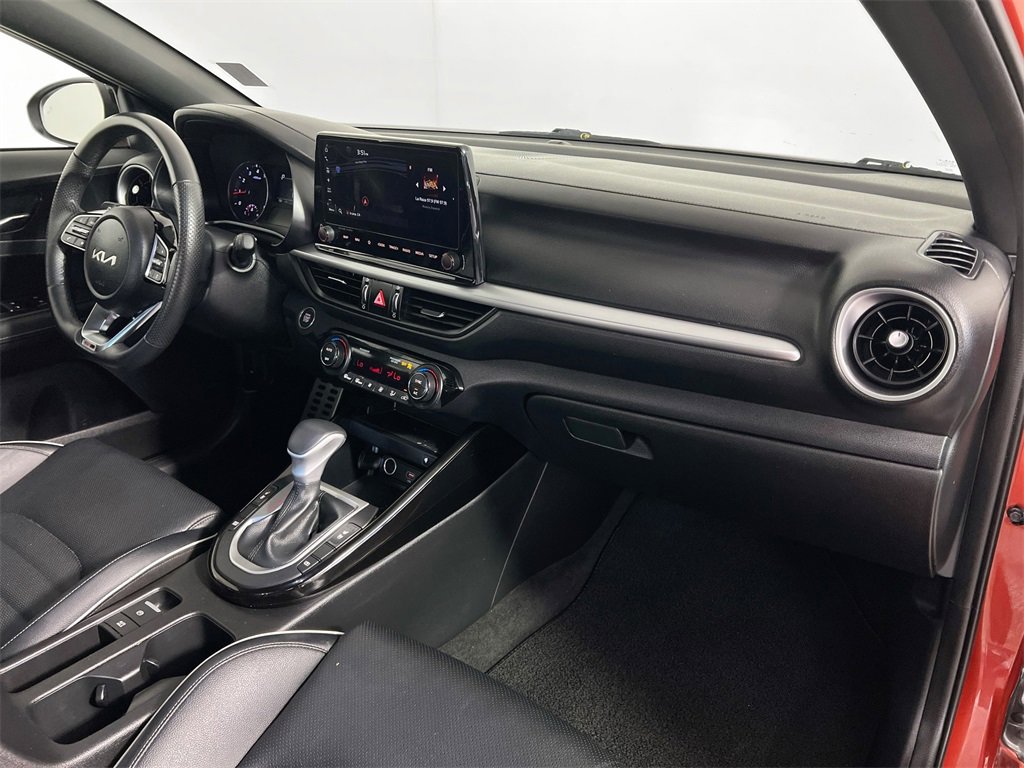 Certified 2024 Kia Forte GT-Line w/ GT-Line Premium Package image 31