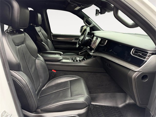 Used 2022 Jeep Wagoneer Series III w/ Premium Group I image 15