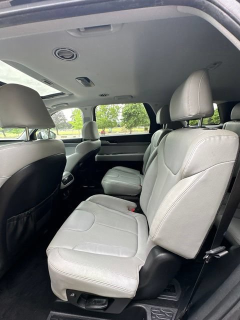 Used 2020 Hyundai Palisade SEL w/ Premium Package AWD/4WD image 19