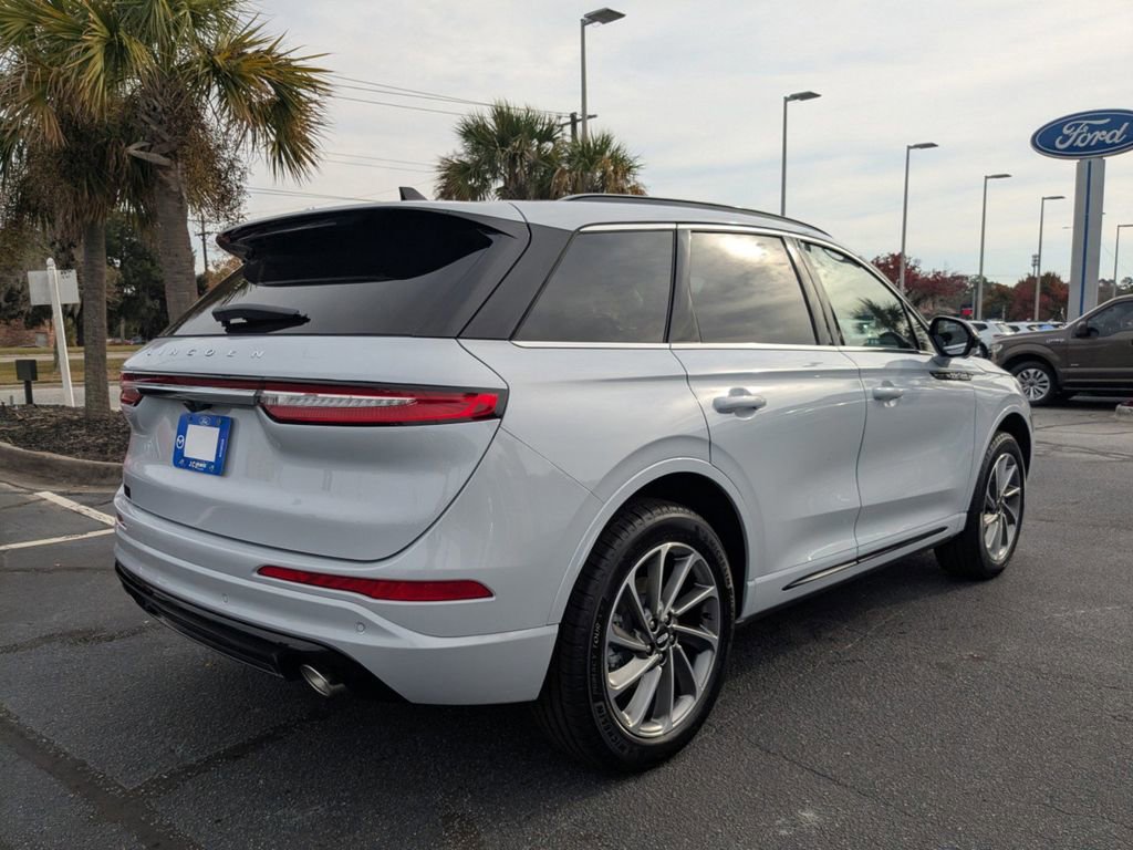 New 2026 Lincoln Corsair Grand Touring image 4