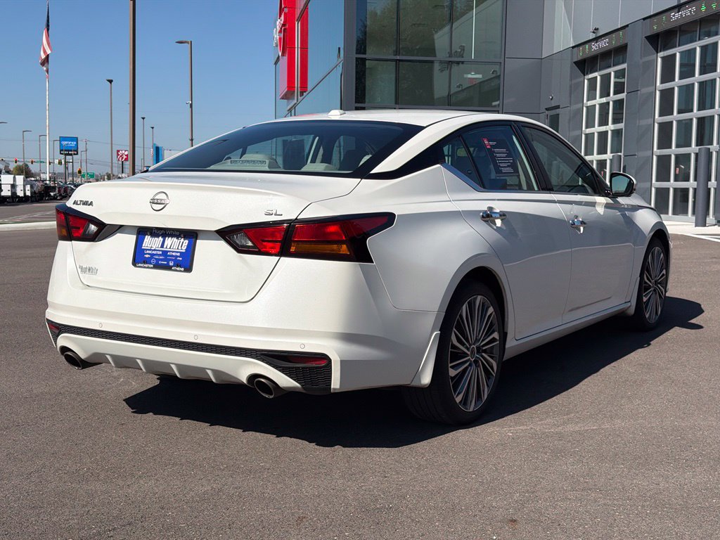 Used 2024 Nissan Altima 2.5 SL FWD image 5