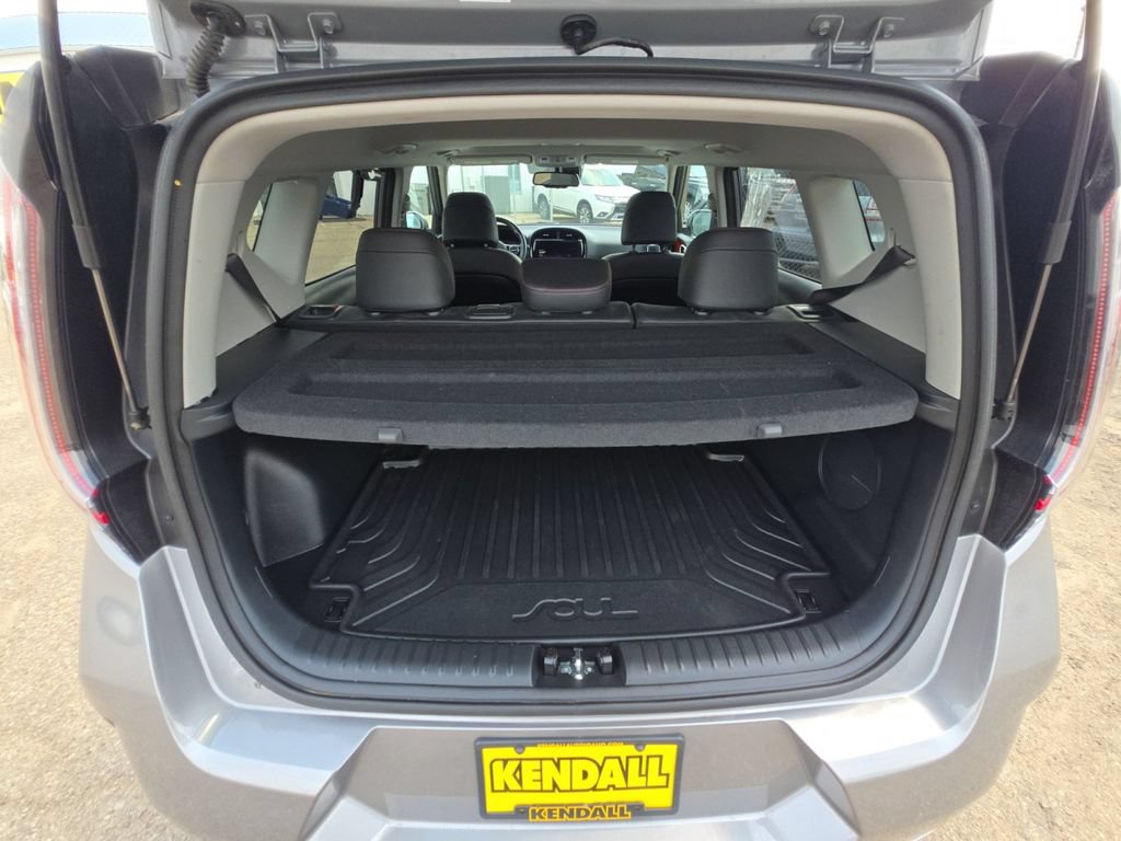 Used 2024 Kia Soul GT-Line w/ Option Group 020 FWD image 23
