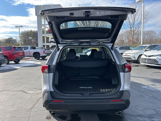Used 2024 Toyota RAV4 XLE image 7