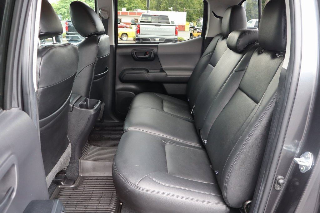 Used 2022 Toyota Tacoma SR5 image 19