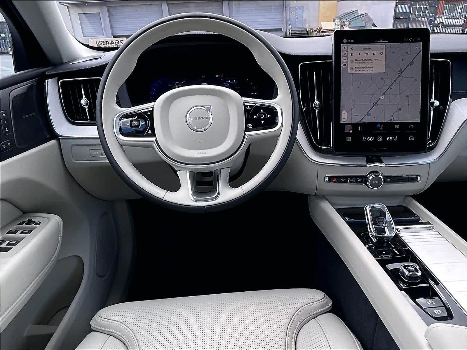 New 2026 Volvo XC60 T8 Ultra w/ Protection Package Premier AWD/4WD image 15
