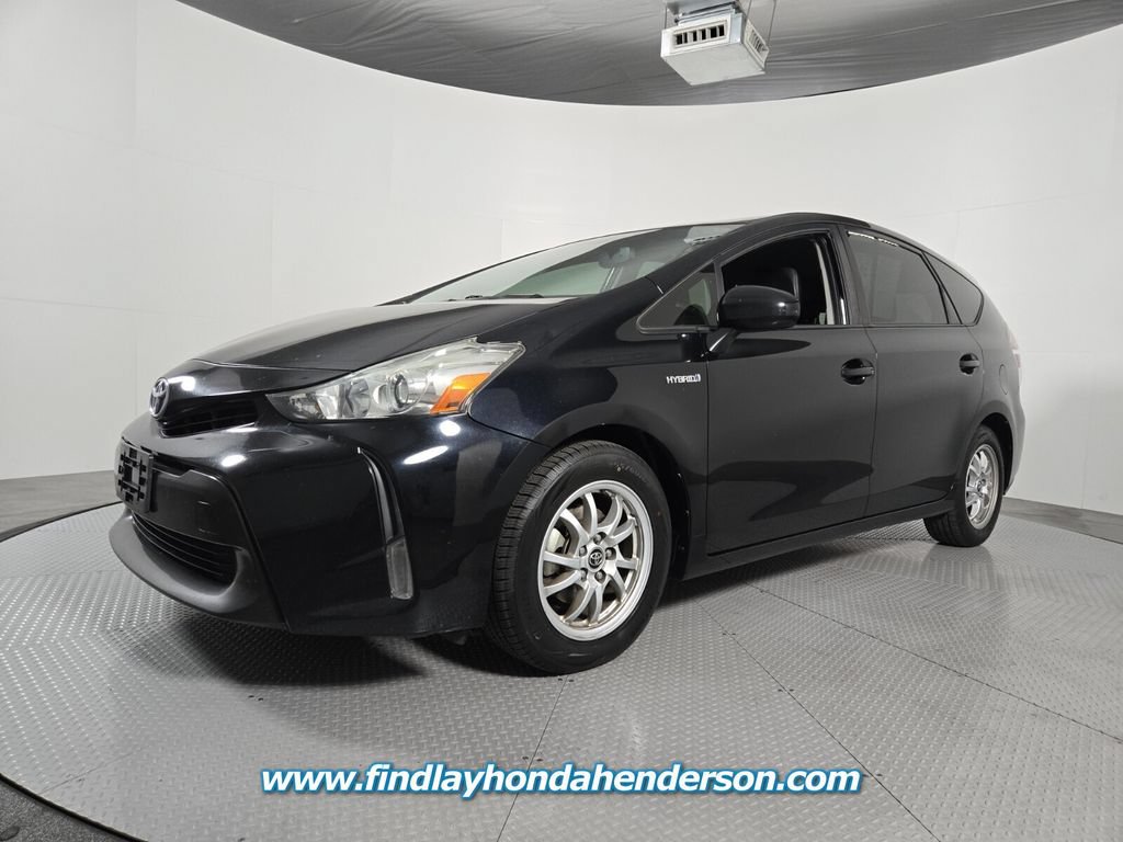 Used 2017 Toyota Prius V Four w/ Carpet Mat Package FWD image 2