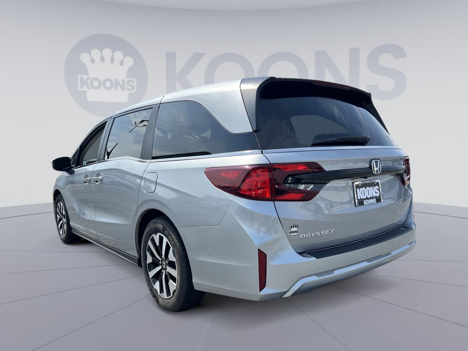 Used 2025 Honda Odyssey EX-L image 4