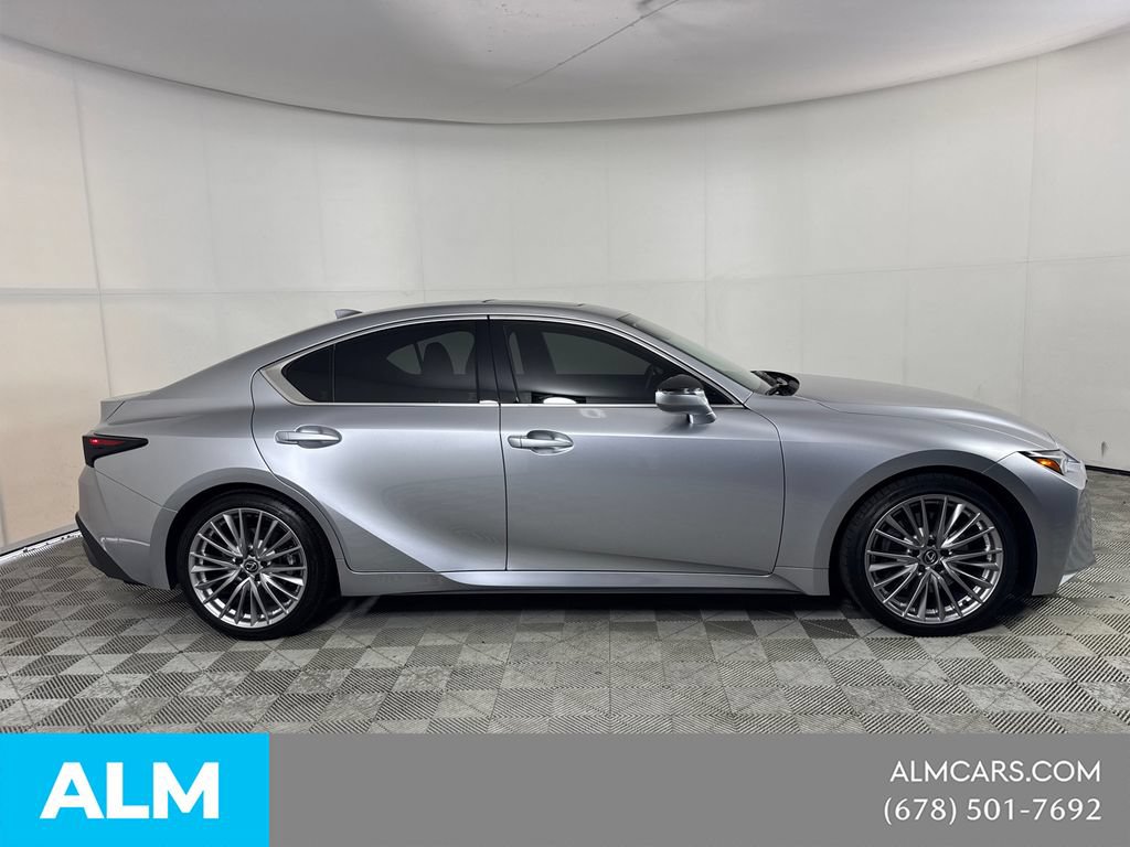 Used 2025 Lexus IS 300 w/ Premium Package RWD image 4