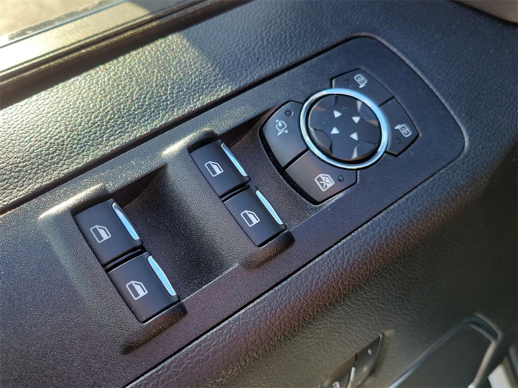 Used 2019 Ford F150 Platinum w/ Equipment Group 701A Luxury image 23