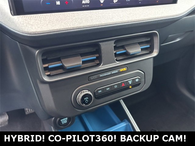 New 2025 Ford Maverick XLT image 16