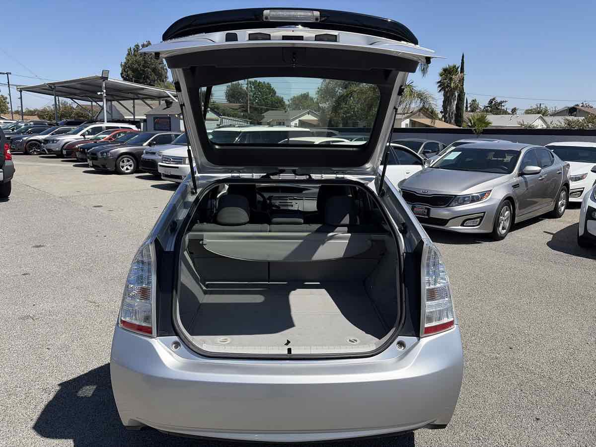 Used 2011 Toyota Prius Two FWD image 16