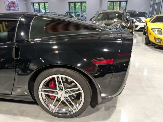 Used 2008 Chevrolet Corvette Z06 w/ Preferred Equipment Group RWD image 21