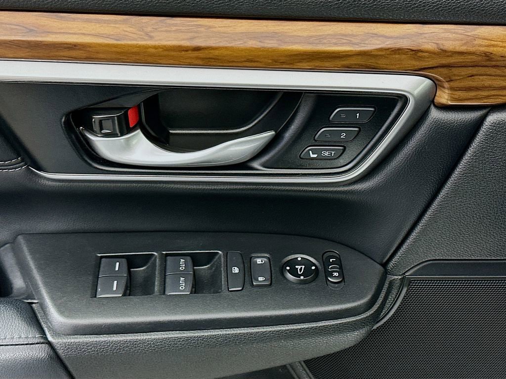 Used 2021 Honda CR-V Touring image 19