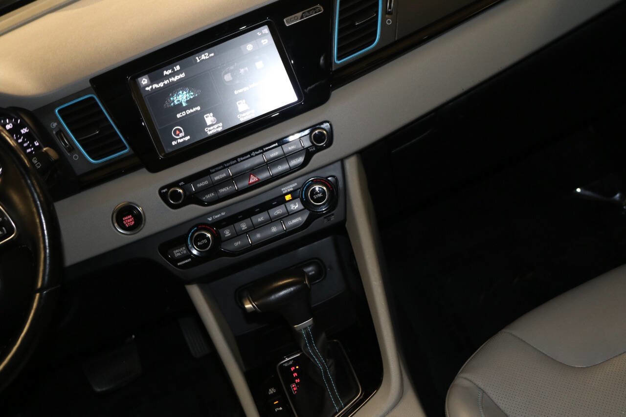 Used 2018 Kia Niro EX Premium image 24