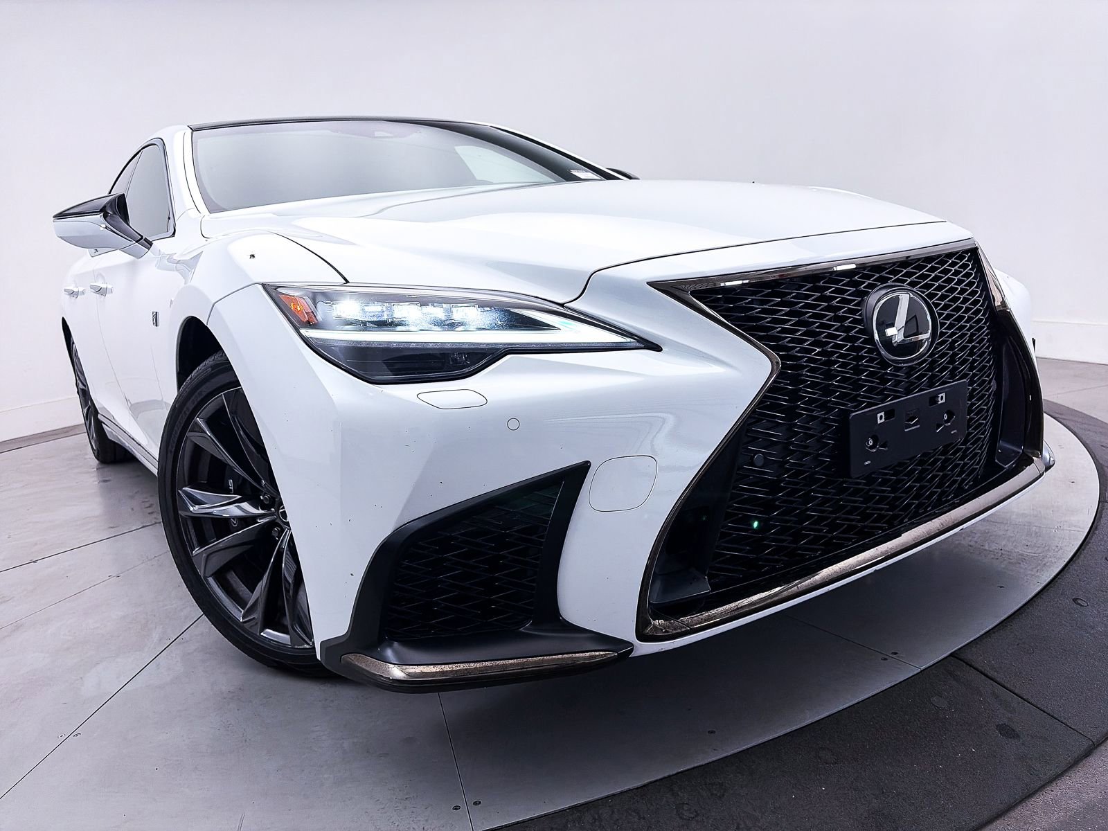 Used 2023 Lexus LS 500 F Sport w/ Cold Weather Package (CK) image 11