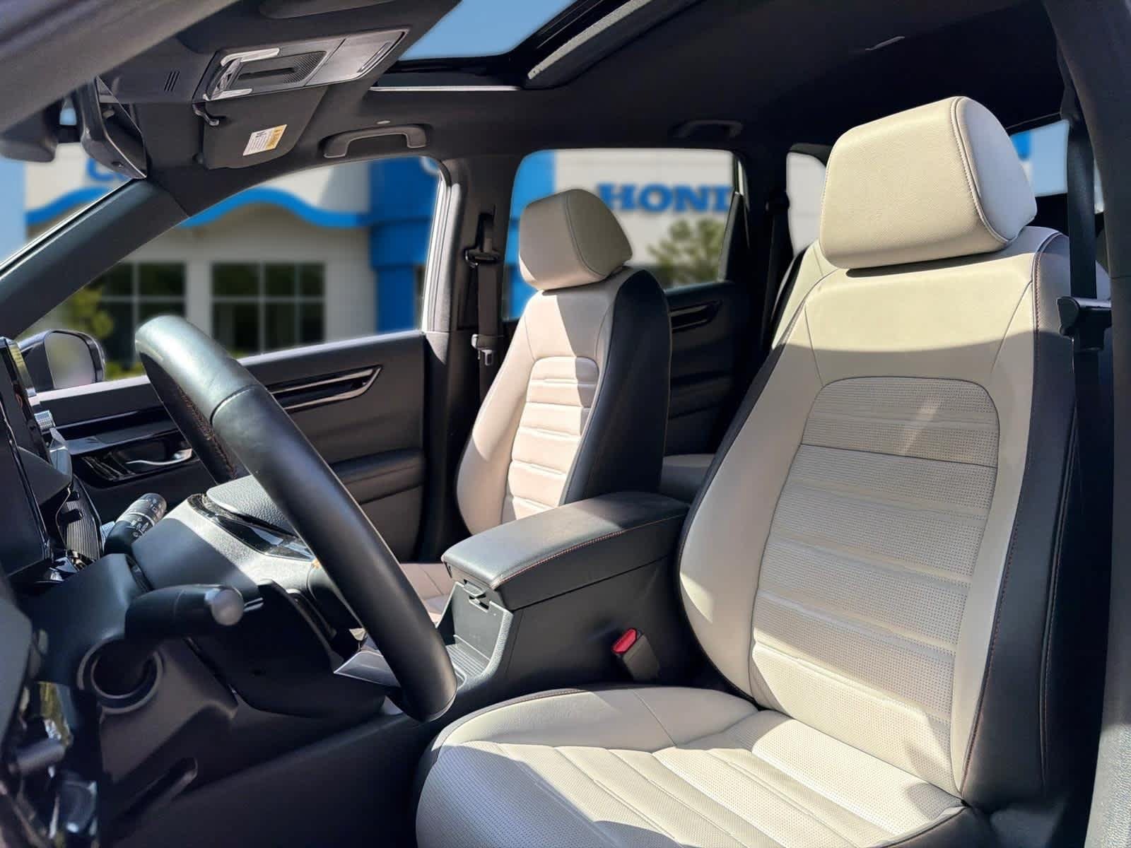 Used 2024 Honda CR-V Sport Touring image 13