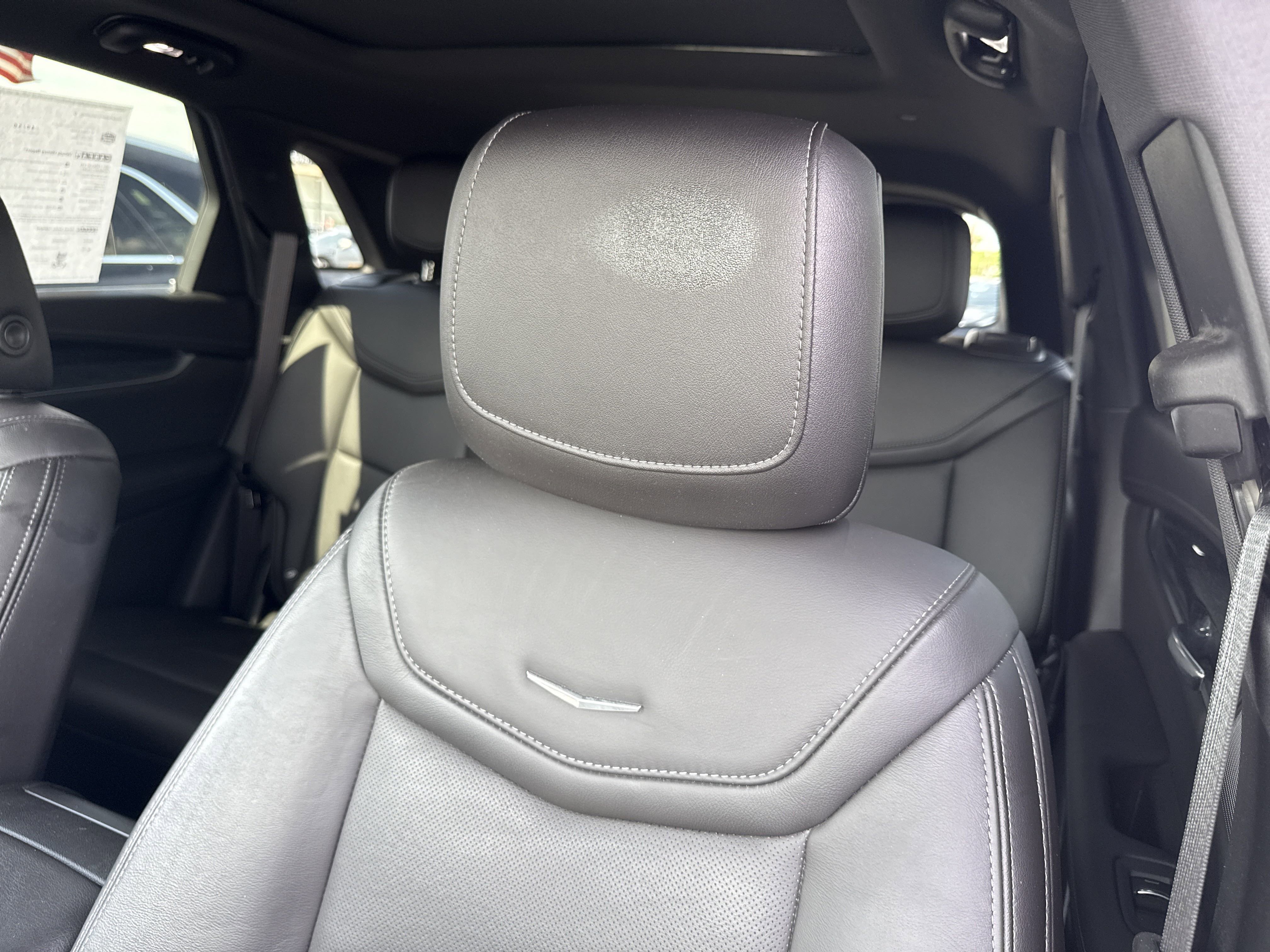 Used 2021 Cadillac XT5 Premium Luxury image 14