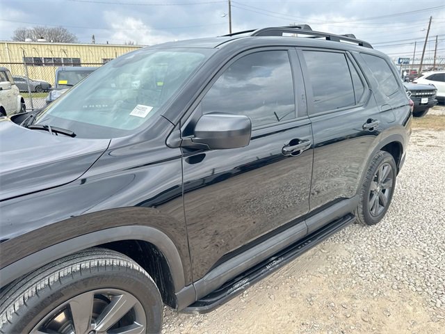 Used 2023 Honda Pilot Sport image 34