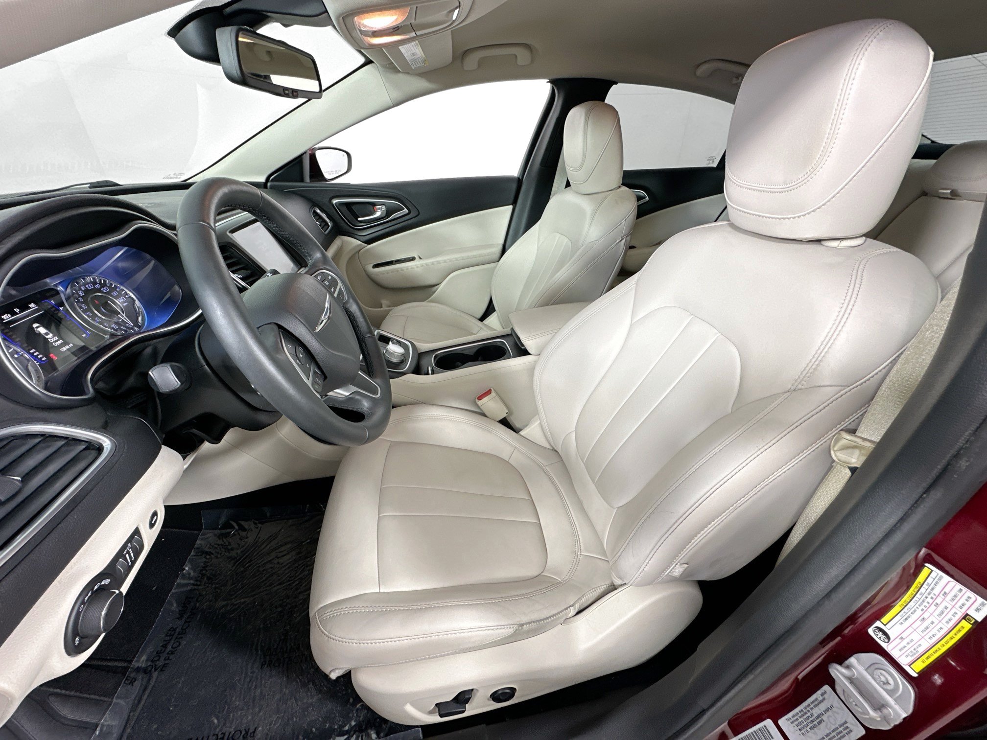 Used 2017 Chrysler 200 Limited Platinum w/ Comfort & Convenience Group FWD image 20