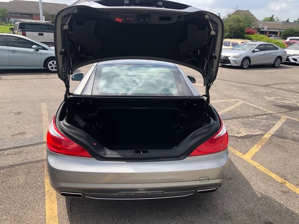 Used 2015 Mercedes-Benz SL 400 image 29