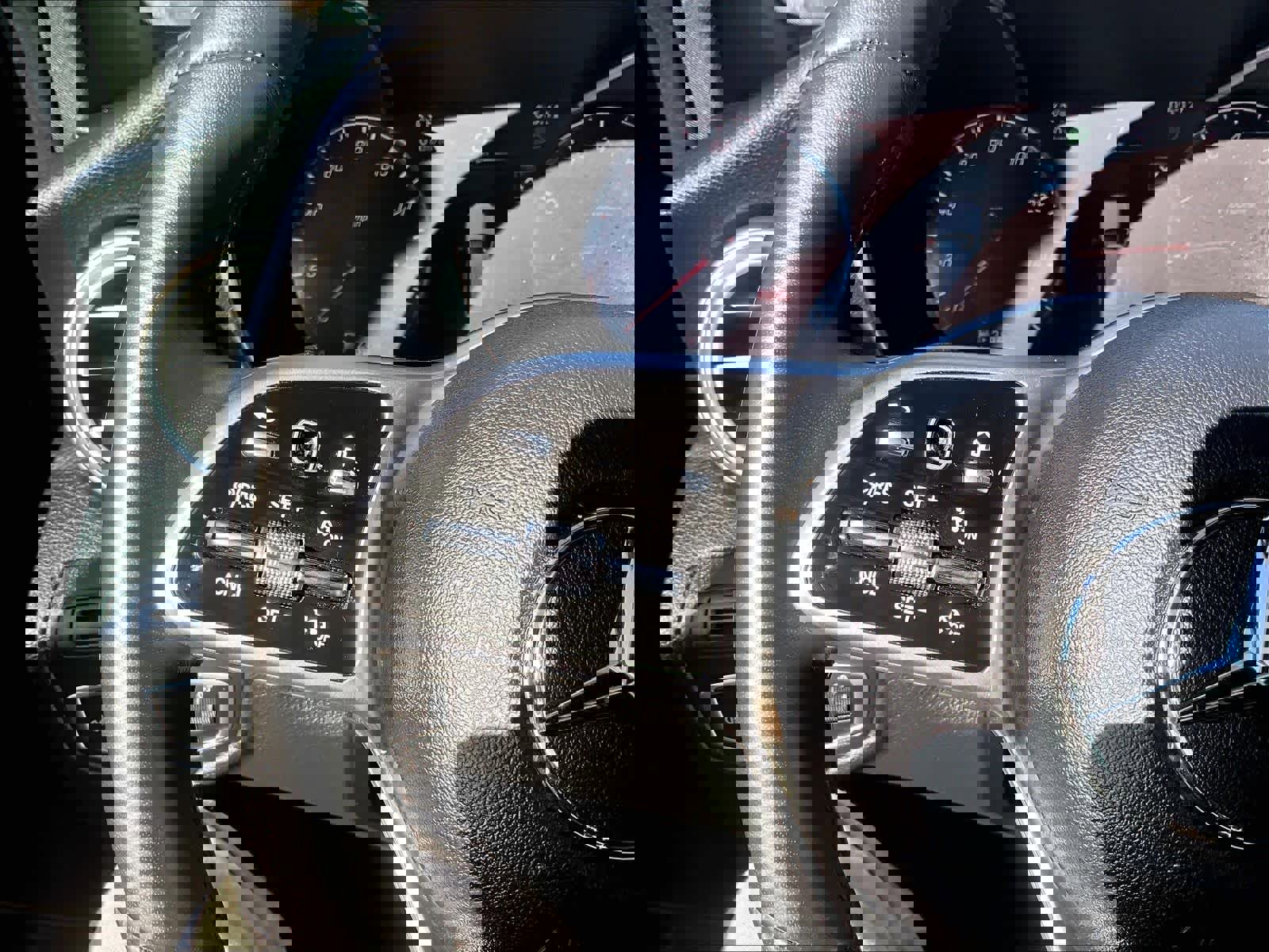 Used 2022 Mercedes-Benz GLC 300 4MATIC w/ Premium Package Lite image 23