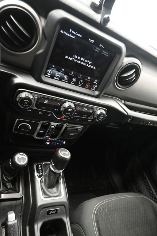 Used 2021 Jeep Wrangler Unlimited Sport S image 19
