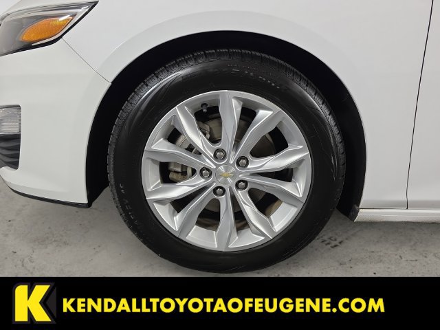 Used 2021 Chevrolet Malibu LT FWD image 9