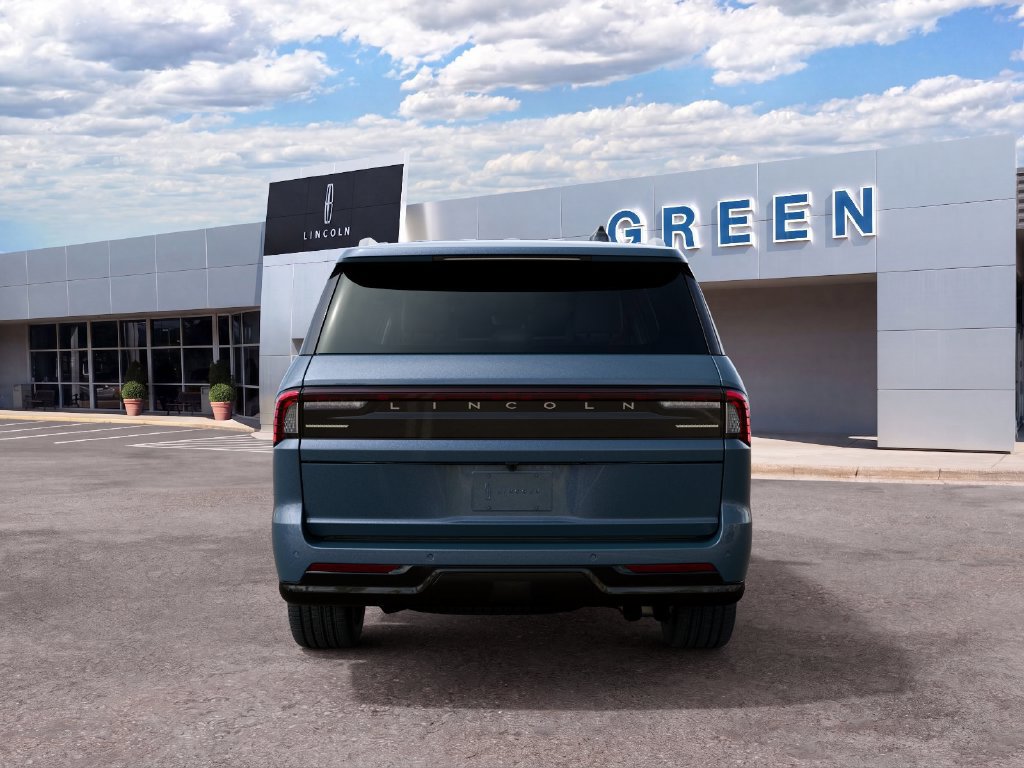 New 2027 Lincoln Navigator L Reserve AWD/4WD image 8