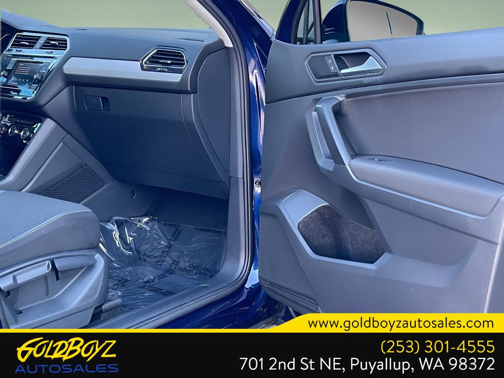 Used 2021 Volkswagen Tiguan S image 22