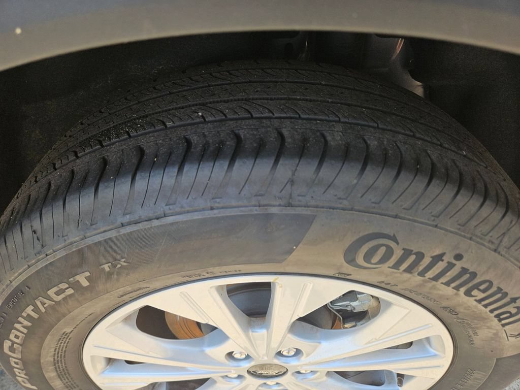 Used 2025 Ford Escape Active AWD/4WD image 26
