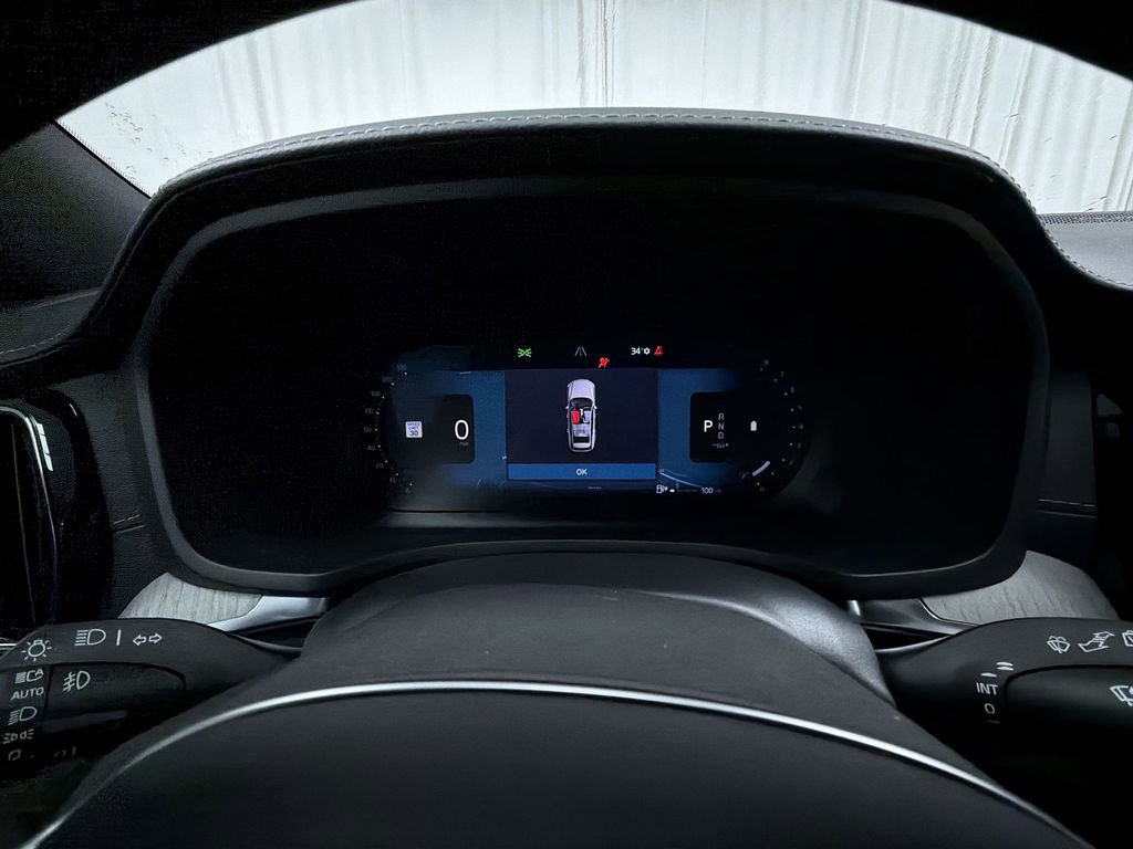 New 2026 Volvo V60 B5 Cross Country Ultra w/ Protection Package Premier image 14