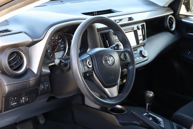 Used 2015 Toyota RAV4 XLE image 11