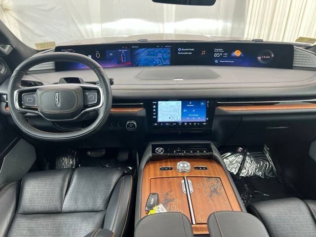 Certified 2025 Lincoln Navigator Black Label AWD/4WD image 27