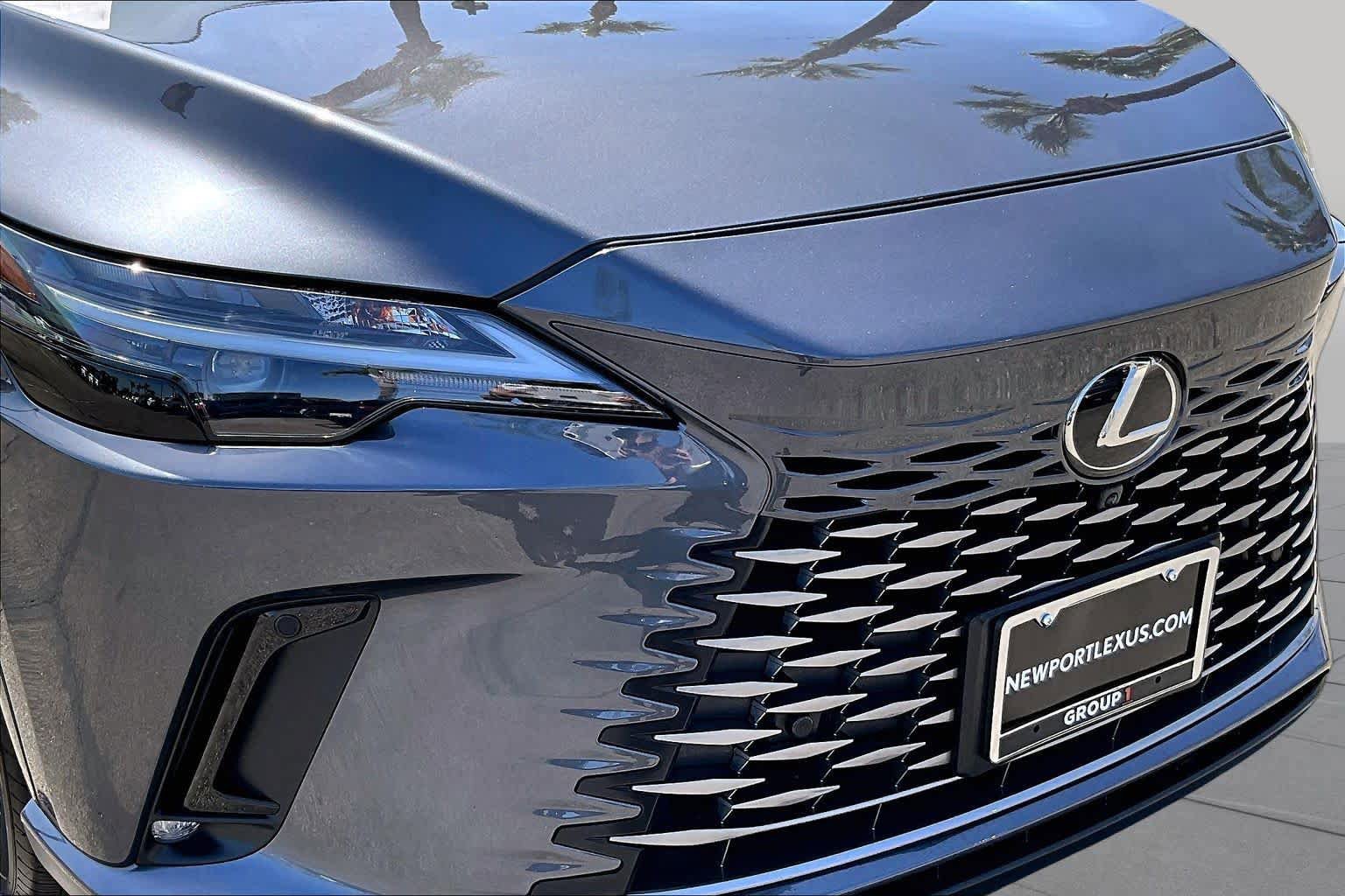 Used 2025 Lexus RX 350h AWD/4WD image 28