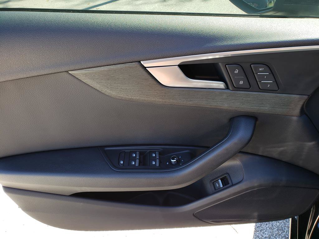 Used 2019 Audi A4 2.0T Premium AWD/4WD image 9