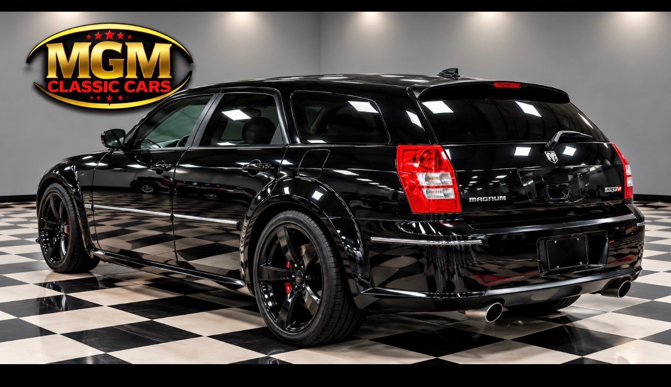 Used 2007 Dodge Magnum SRT8 RWD image 6