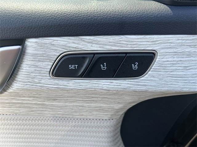 Used 2025 Hyundai Palisade Calligraphy image 31