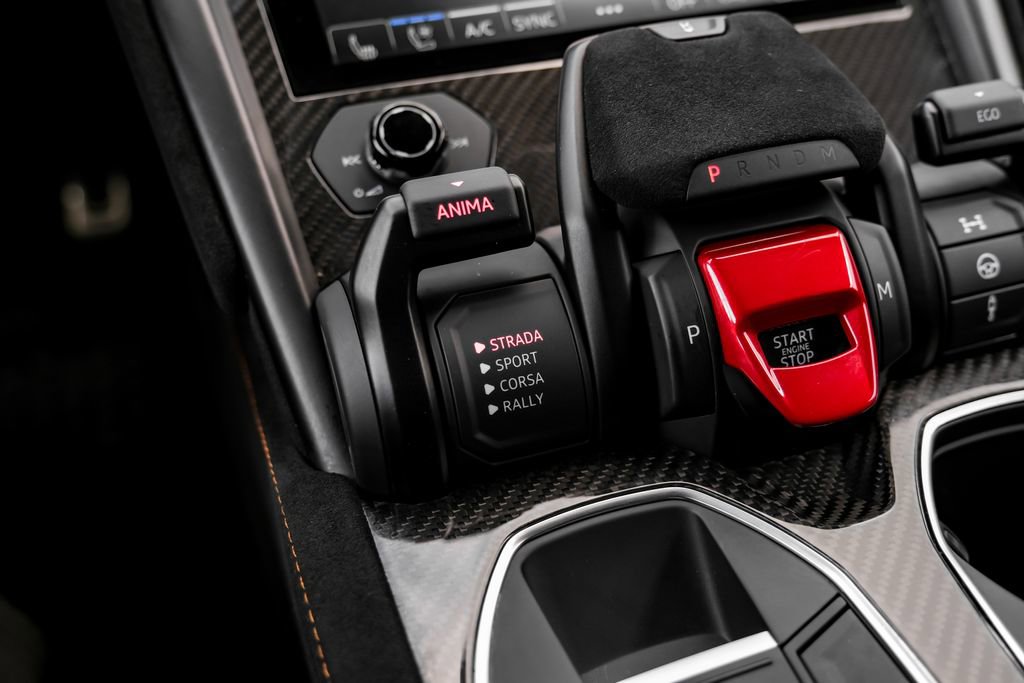 Used 2023 Lamborghini Urus Performante image 25