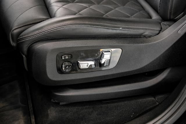 Used 2024 BMW X5 M60i w/ Parking Assistance Package AWD/4WD image 42