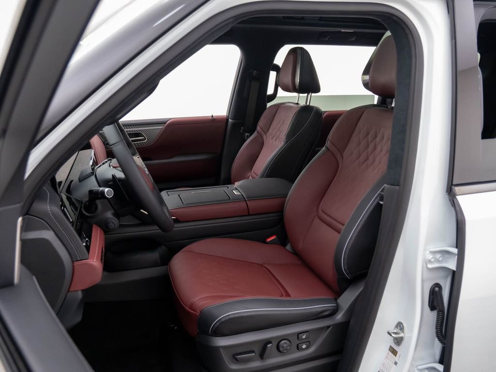 New 2026 INFINITI QX80 Autograph w/ Premium Cargo Package image 13