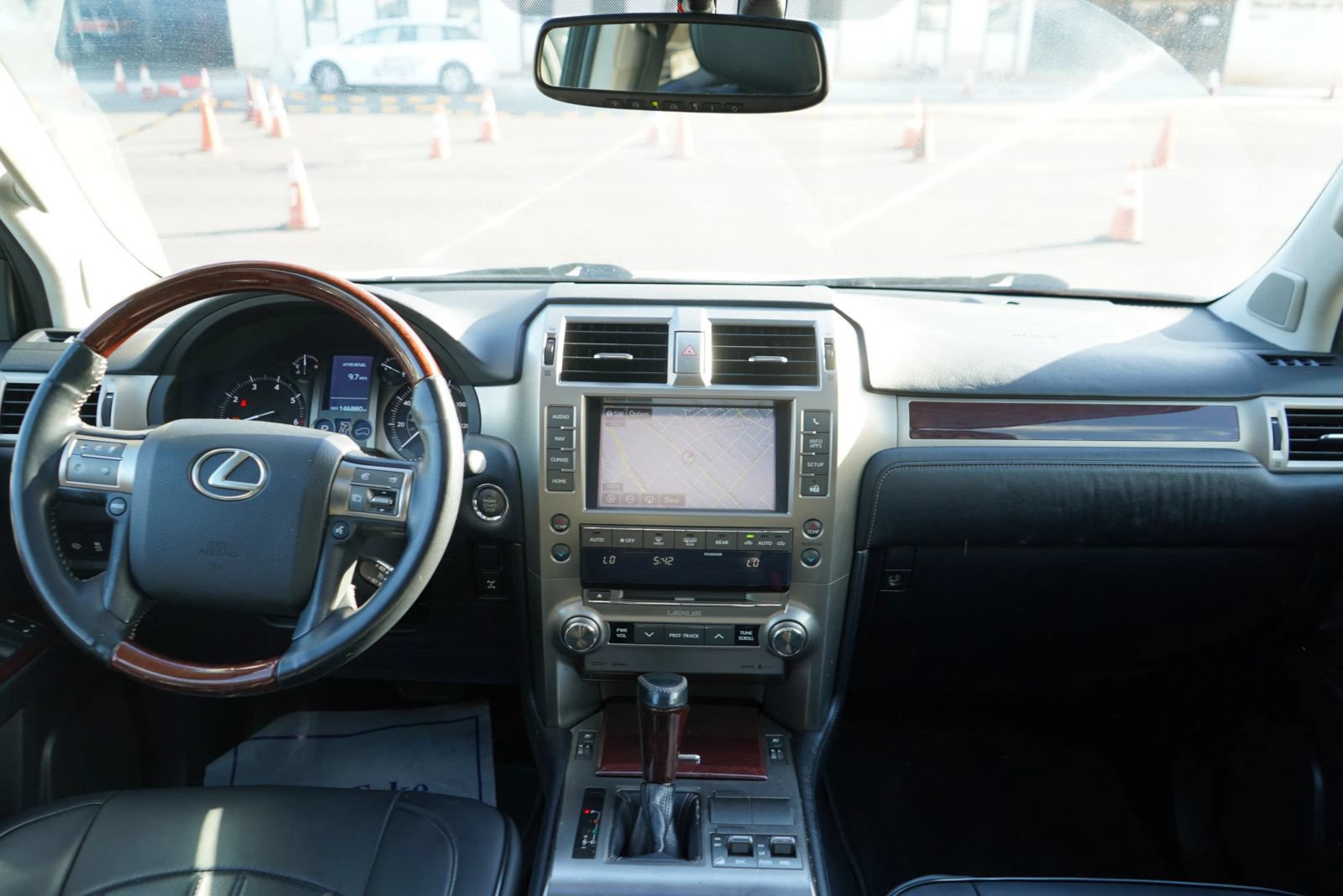 Used 2015 Lexus GX 460 AWD/4WD image 18