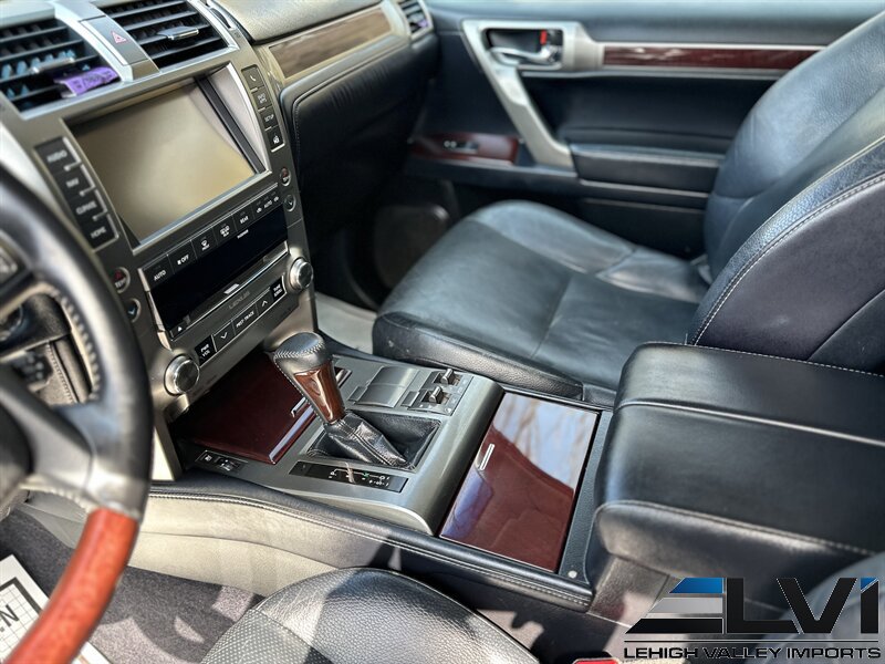 Used 2018 Lexus GX 460 Premium w/ Premium Package AWD/4WD image 14