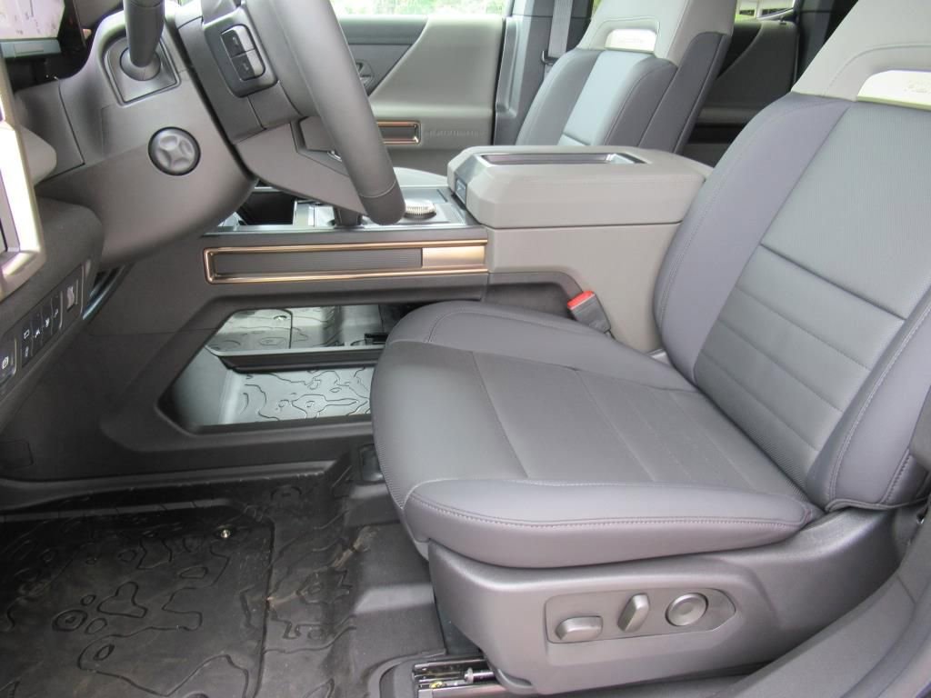 New 2025 GMC Hummer EV 2X image 15