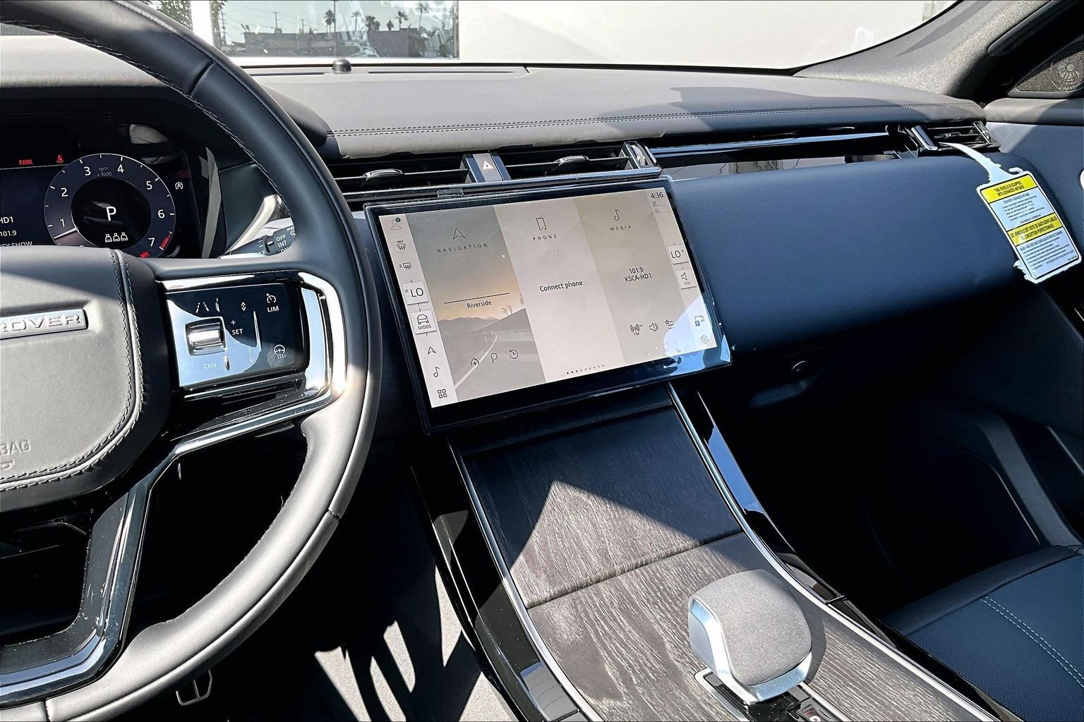 New 2026 Land Rover Range Rover Velar Dynamic SE AWD/4WD image 7