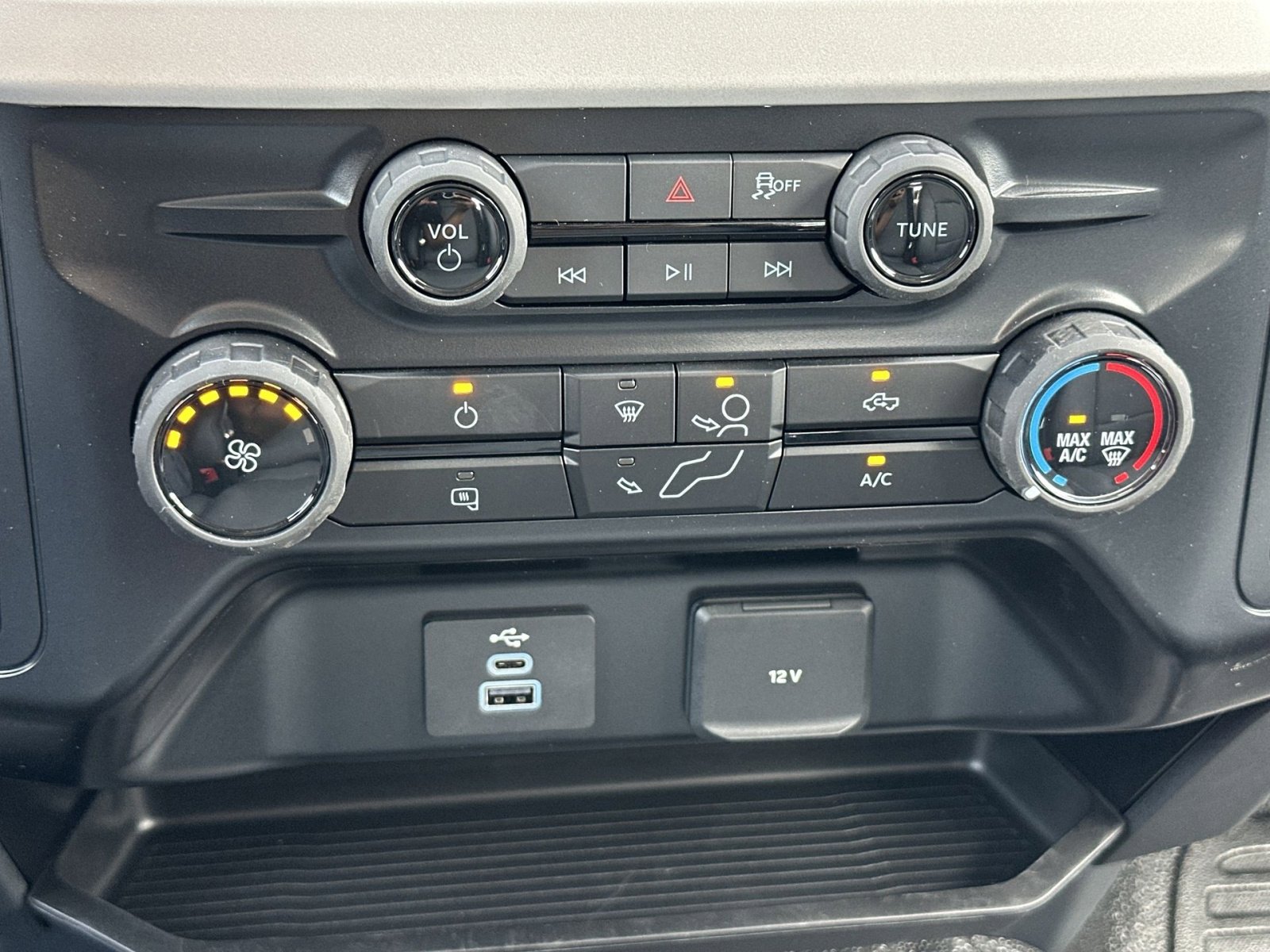 New 2026 Ford F350 XL w/ FX4 Off-Road Package image 24