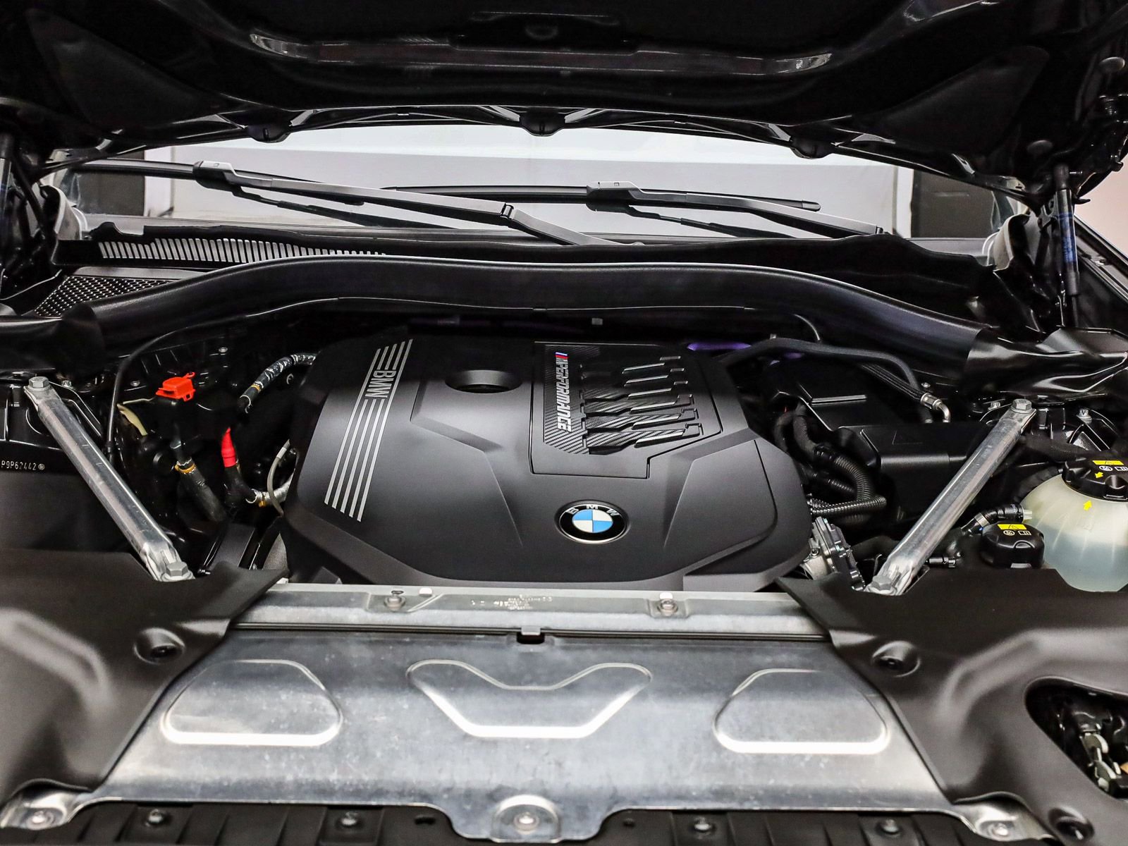 Certified 2023 BMW X4 M40i w/ Premium Package image 28