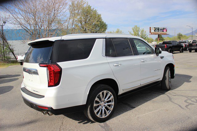 Used 2023 GMC Yukon Denali w/ Advanced Technology Package AWD/4WD image 15