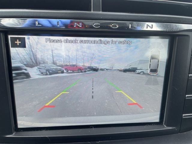 Used 2017 Lincoln Continental Select w/ Climate Package image 20