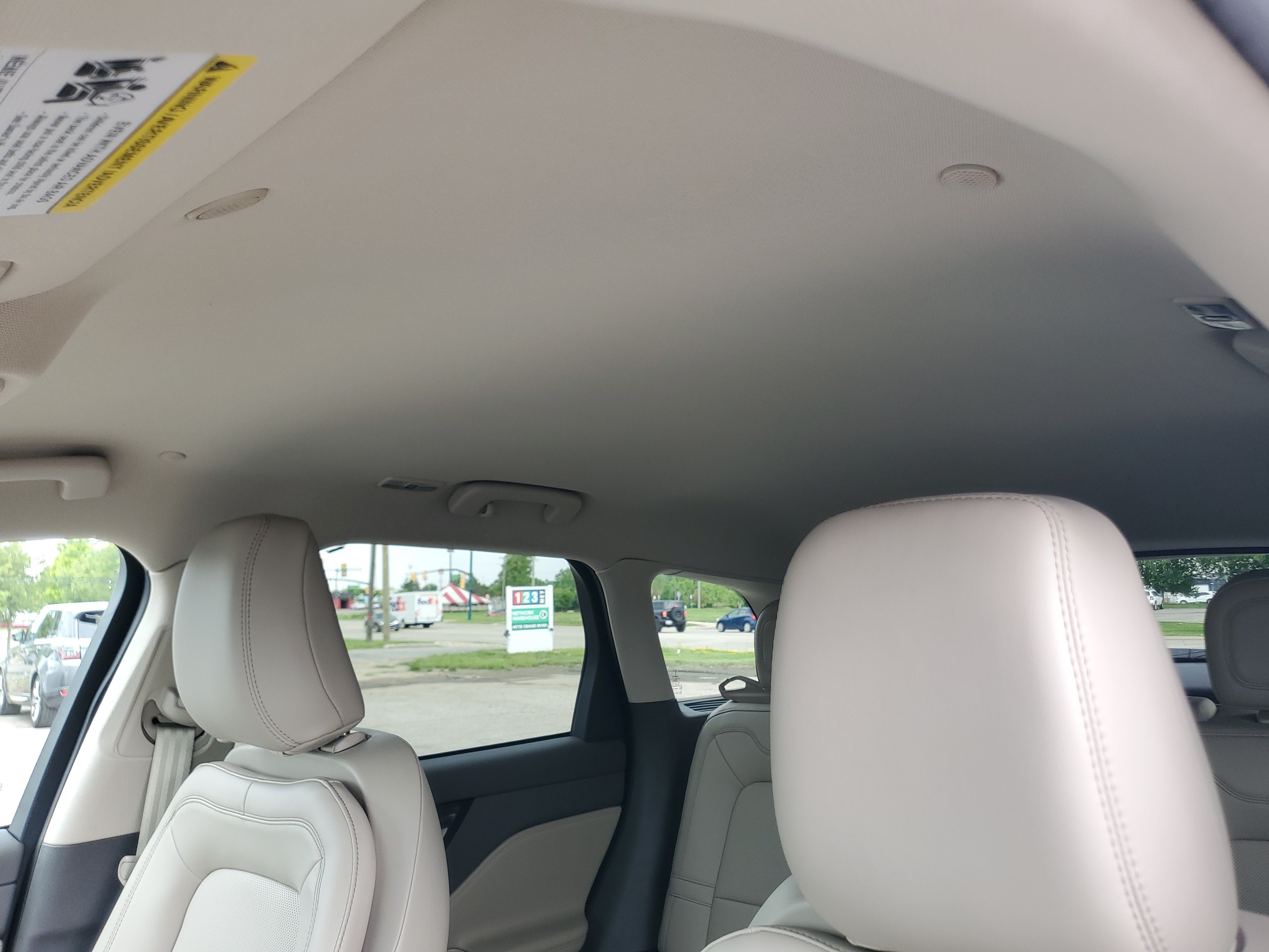 Certified 2024 Lincoln Corsair AWD w/ Equipment Group 101A image 11