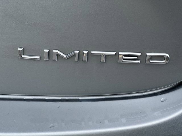 Used 2018 Toyota Avalon Limited w/ All Weather Liner Package FWD image 19